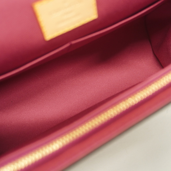 Louis Vuitton Monogram Cluny BB Shoulder Bag - Picture 4 of 9